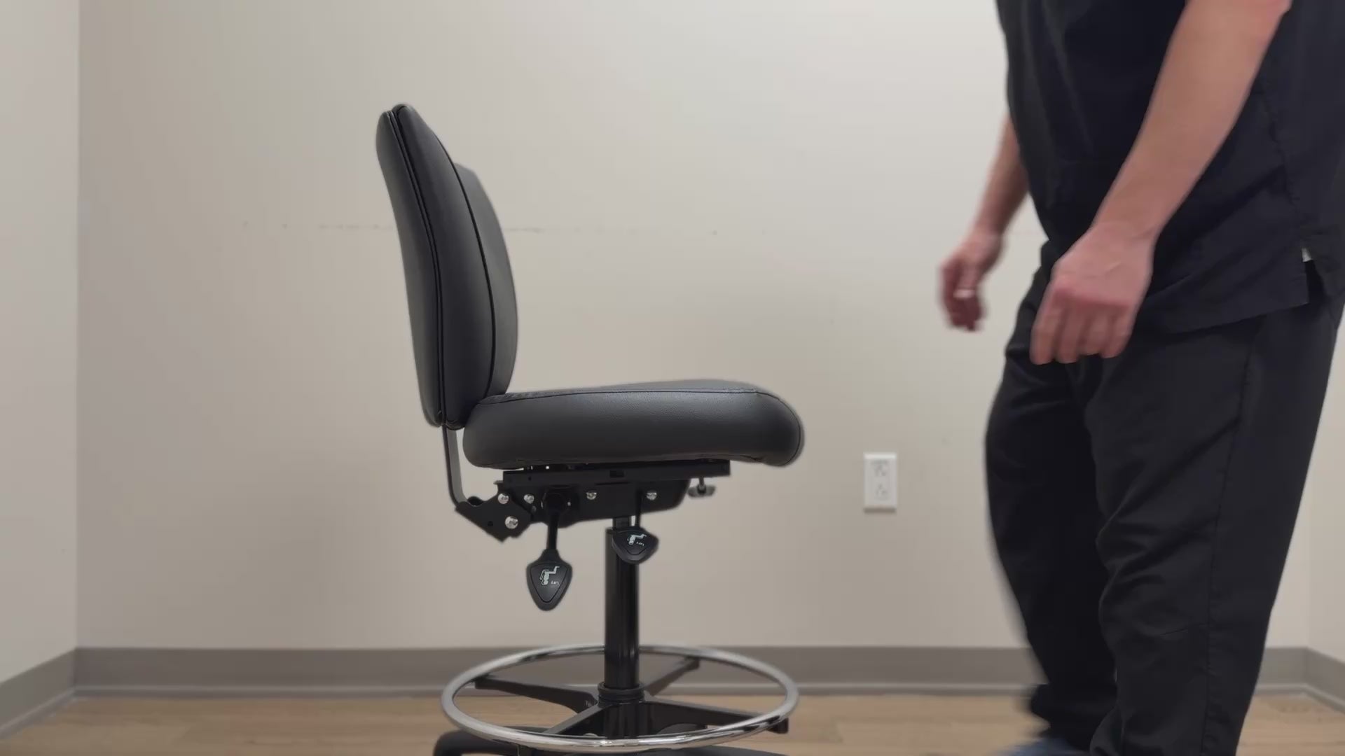Load video: 